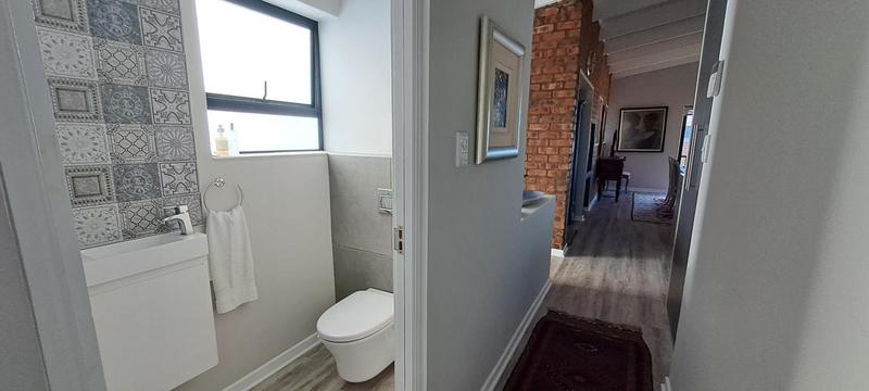 3 Bedroom Property for Sale in Jongensfontein Western Cape